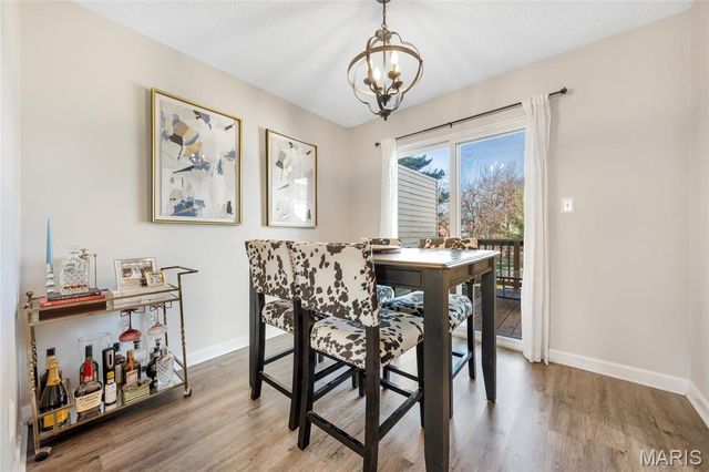 1511 Swallow Drive, Brentwood, MO 63144