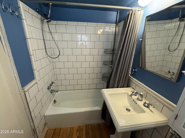 505 W GRANADA Road, Phoenix, AZ 85003