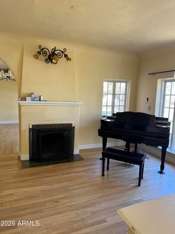 505 W GRANADA Road, Phoenix, AZ 85003