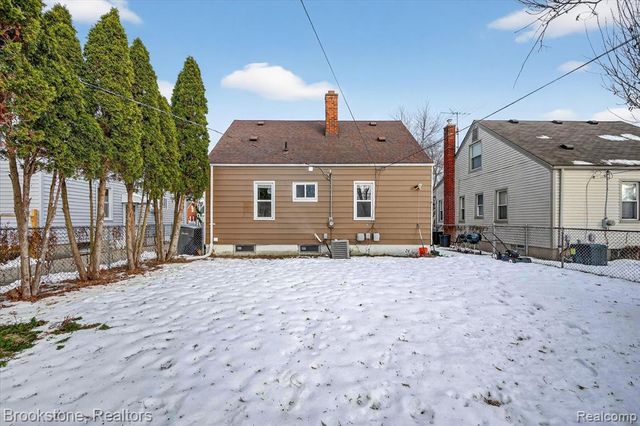 3530 Roosevelt Street, Dearborn, MI 48124