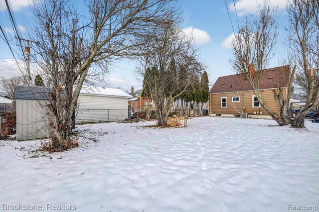 3530 Roosevelt Street, Dearborn, MI 48124