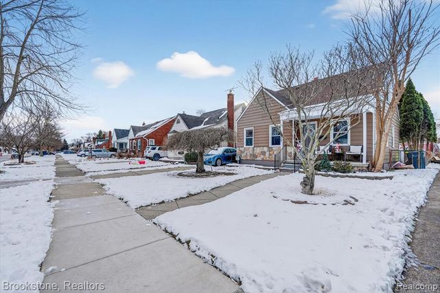 3530 Roosevelt Street, Dearborn, MI 48124
