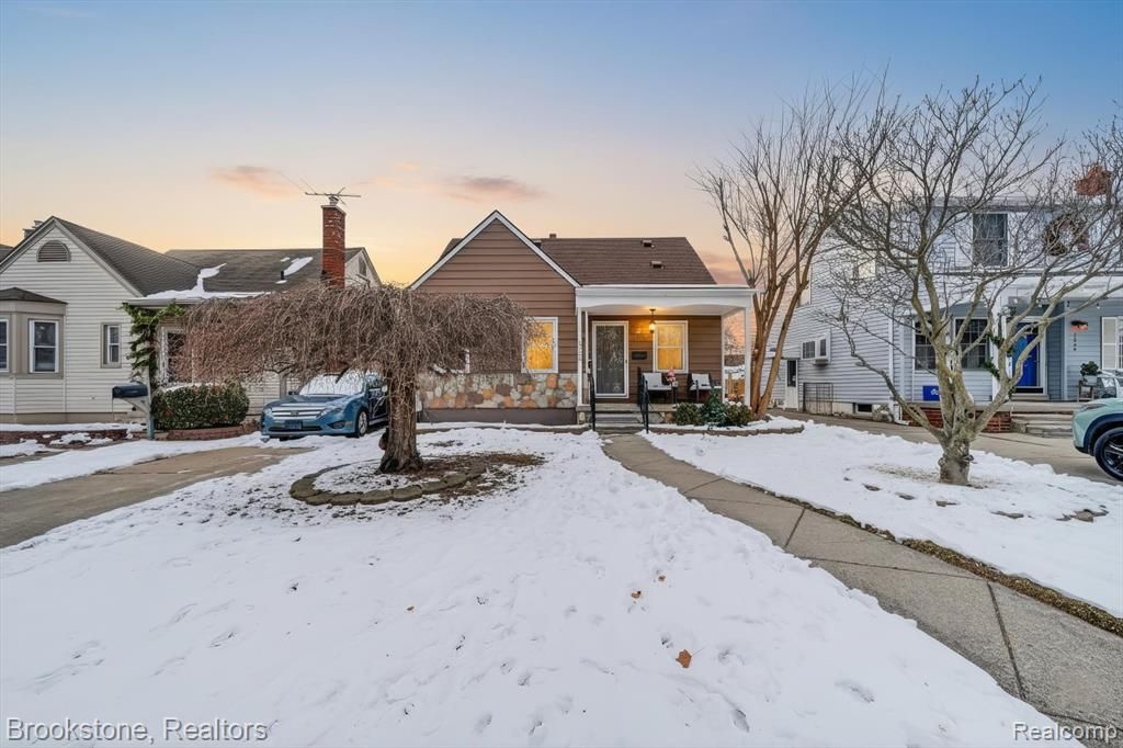 3530 Roosevelt Street, Dearborn, MI 48124