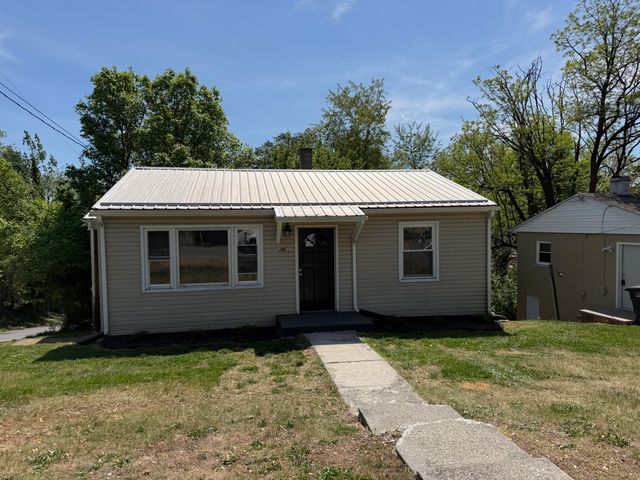 4202 Vermont AVE, Roanoke, VA 24017