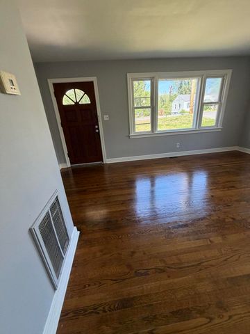 4202 Vermont AVE, Roanoke, VA 24017