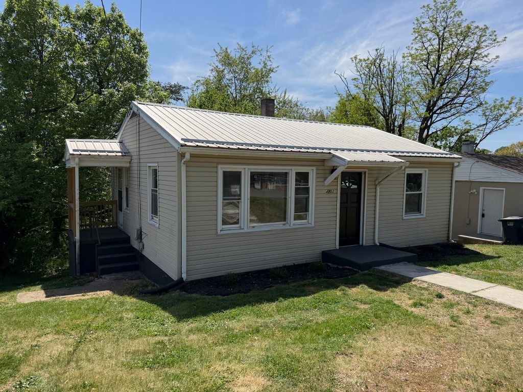4202 Vermont AVE, Roanoke, VA 24017