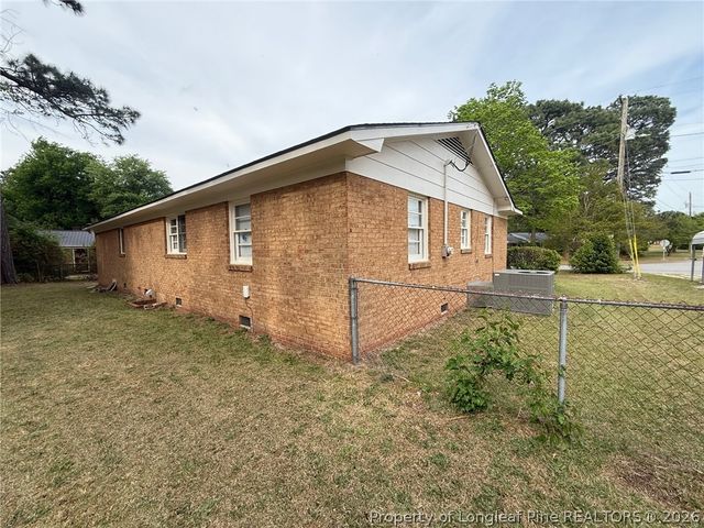 2616 Phoenician Drive, Fayetteville, NC 28306