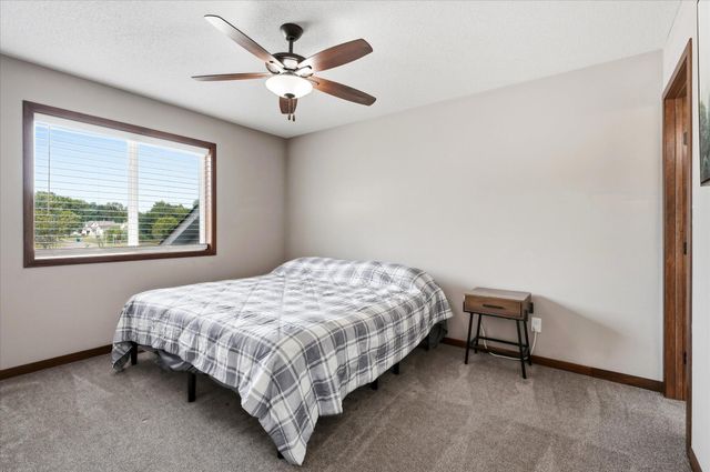 5209 49th Avenue N, Crystal, MN 55429