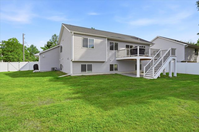 5209 49th Avenue N, Crystal, MN 55429