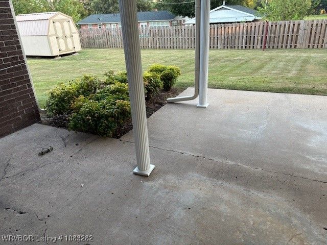 1408 LESSLEY Lane, Sallisaw, OK 74955