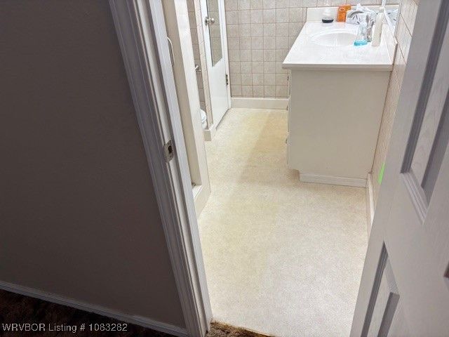 1408 LESSLEY Lane, Sallisaw, OK 74955