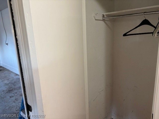 1408 LESSLEY Lane, Sallisaw, OK 74955