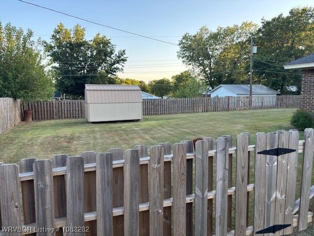 1408 LESSLEY Lane, Sallisaw, OK 74955