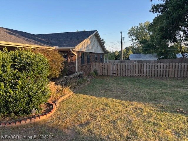 1408 LESSLEY Lane, Sallisaw, OK 74955