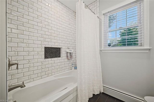 4340 Lynnville CRES, Virginia Beach, VA 23452