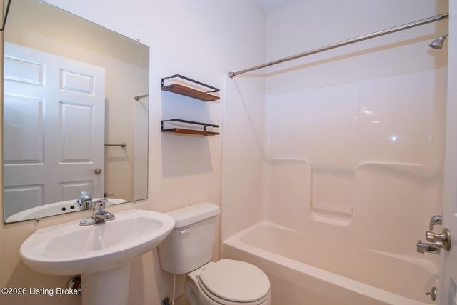 516B Lincoln Ave, Elizabethtown, KY 42701