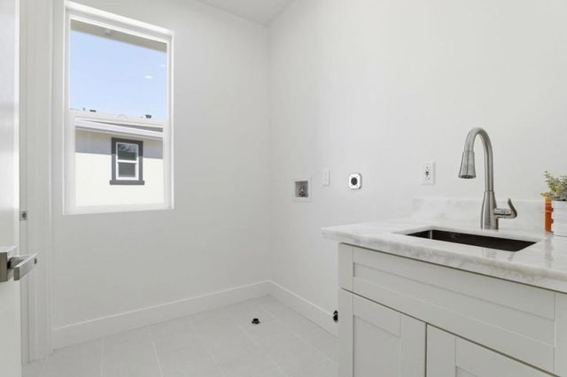 1681 Zinnia Lane, San Jose, CA 95124
