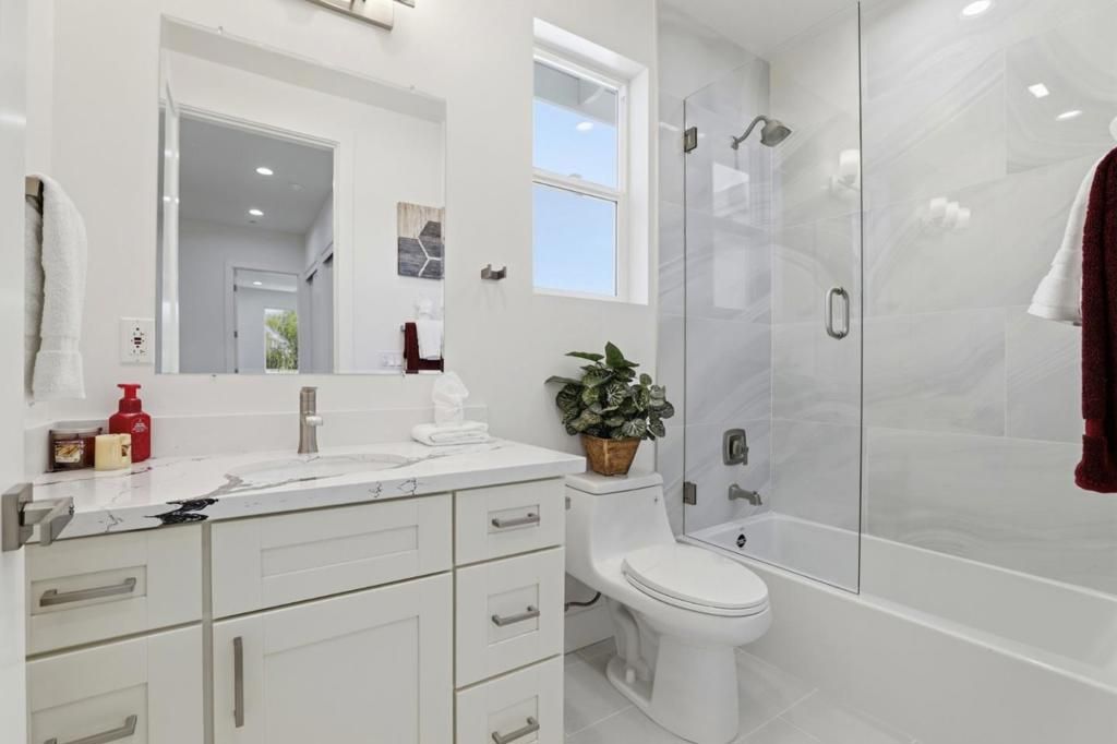 Image 38 of property listing at 1681 Zinnia Lane, San Jose, CA 95124