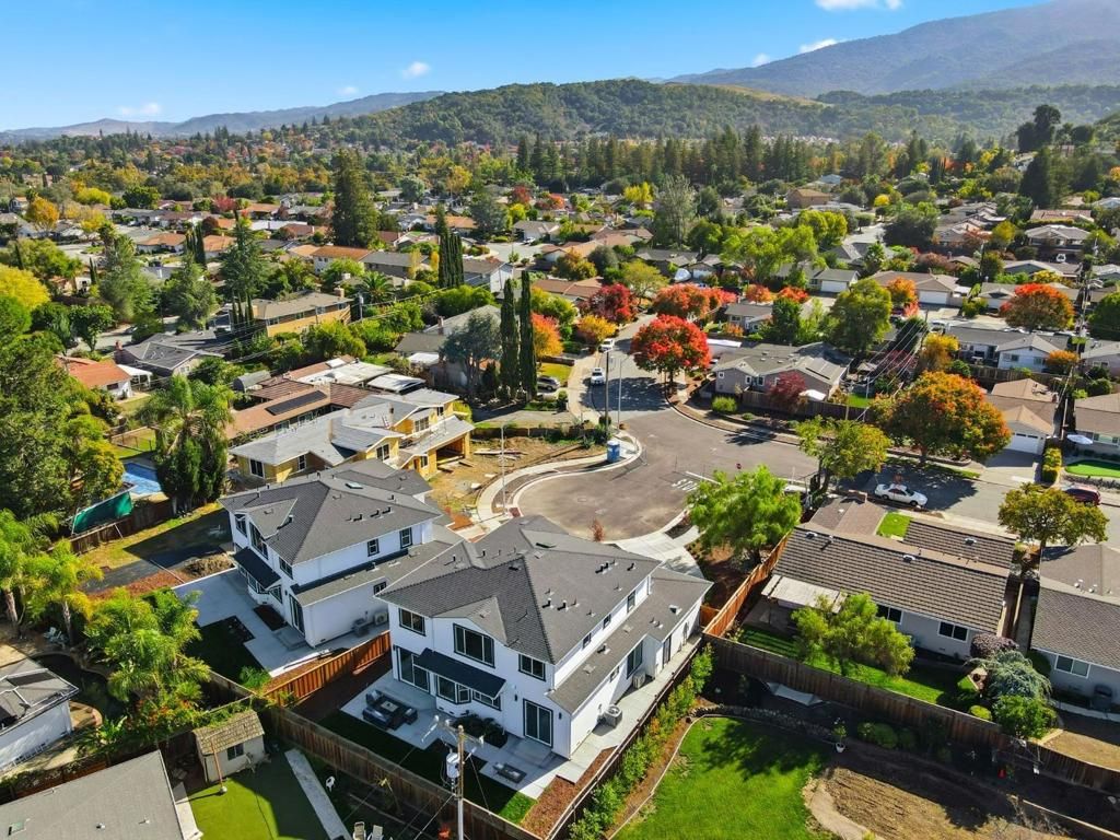 Image 55 of property listing at 1681 Zinnia Lane, San Jose, CA 95124