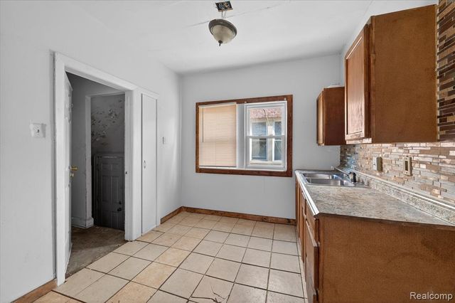 14052 Northlawn Street, Detroit, MI 48238