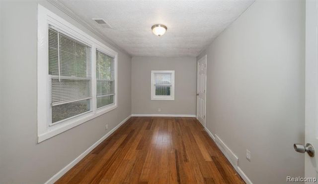 24917 Frederick Street, Saint Clair Shores, MI 48080