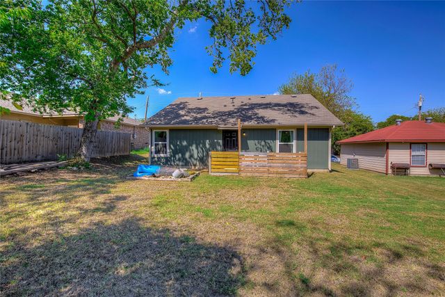 1411 Hemphill Street, Greenville, TX 75401