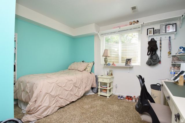 324 W MUTTON HOLLOW RD, Kaysville, UT 84037
