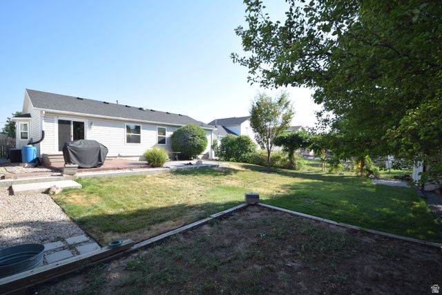 324 W MUTTON HOLLOW RD, Kaysville, UT 84037