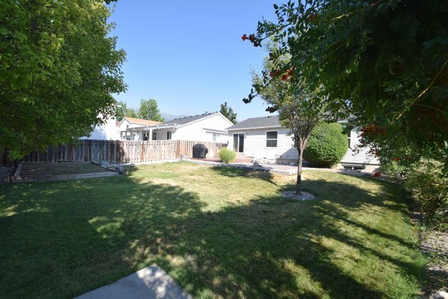 324 W MUTTON HOLLOW RD, Kaysville, UT 84037