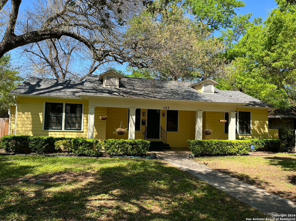 137 SCHREINER PL, San Antonio, TX 78212