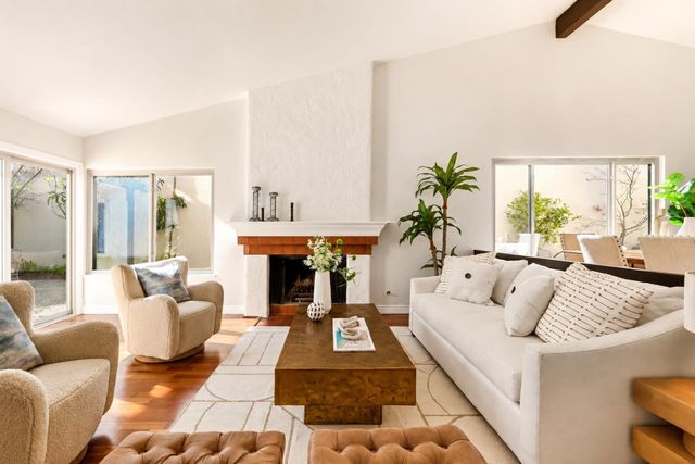 32 Lido Circle, Redwood City, CA 94065
