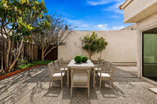 32 Lido Circle, Redwood City, CA 94065