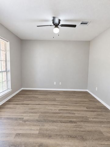 814 Coolwood Drive, Houston, TX 77013