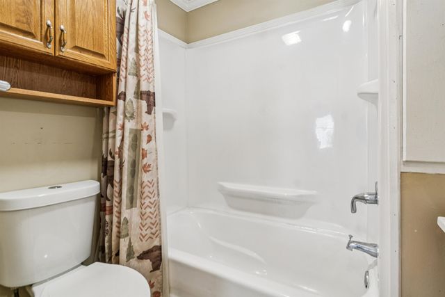 1121 W Boatfield Avenue, Flint, MI 48507