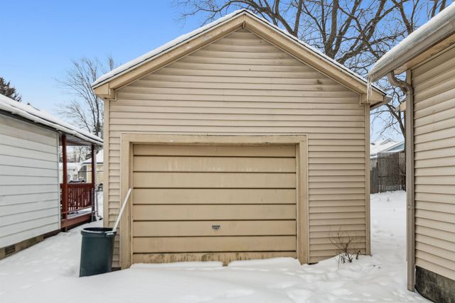 1121 W Boatfield Avenue, Flint, MI 48507