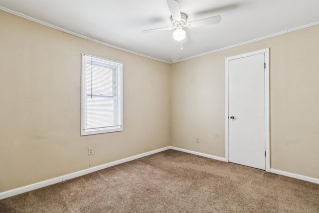 1121 W Boatfield Avenue, Flint, MI 48507