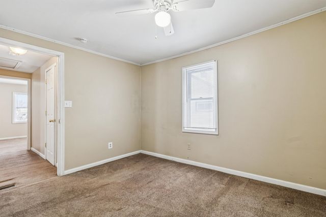 1121 W Boatfield Avenue, Flint, MI 48507