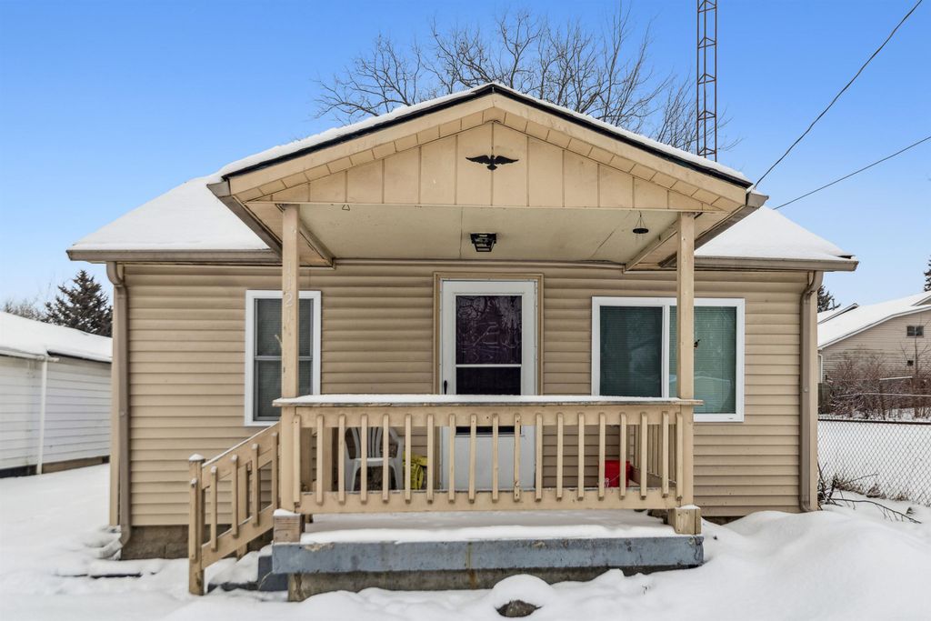 1121 W Boatfield Avenue, Flint, MI 48507