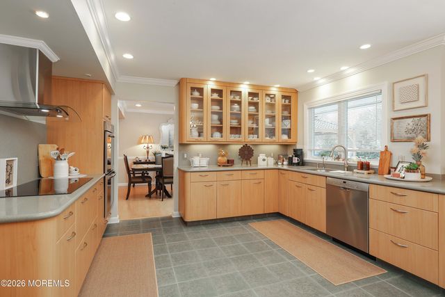 46 Winchester Drive, Freehold, NJ 07728