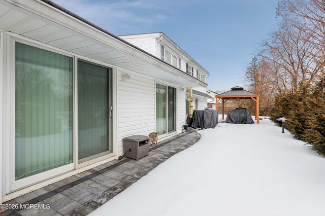 46 Winchester Drive, Freehold, NJ 07728