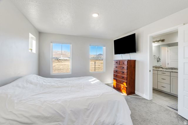 11483 S PROSPERITY RD, South Jordan, UT 84009