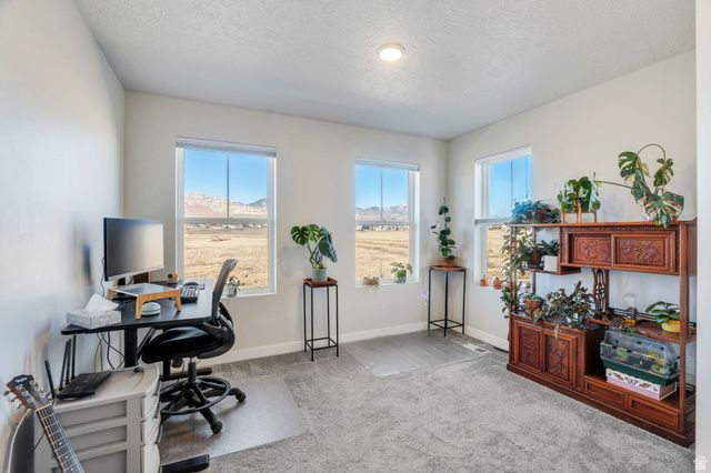 11483 S PROSPERITY RD, South Jordan, UT 84009