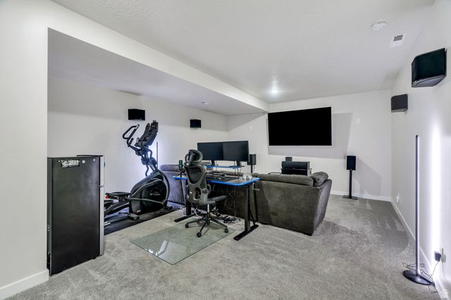 11483 S PROSPERITY RD, South Jordan, UT 84009