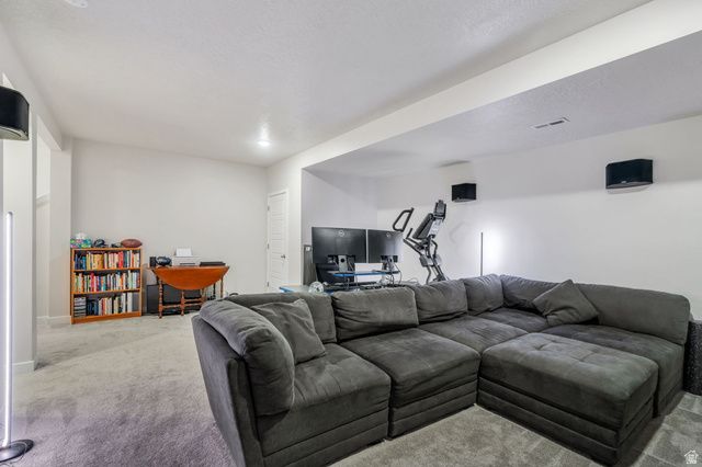 11483 S PROSPERITY RD, South Jordan, UT 84009