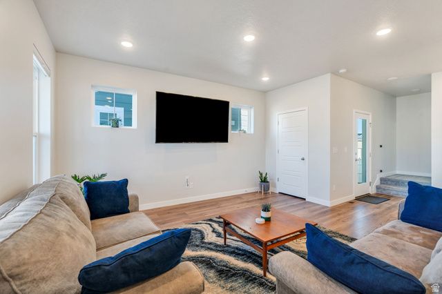 11483 S PROSPERITY RD, South Jordan, UT 84009