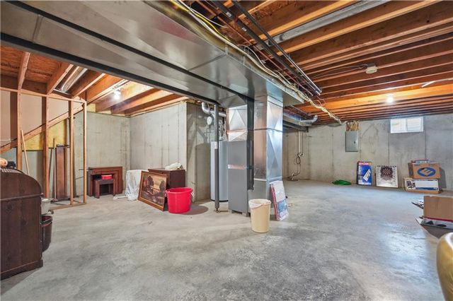 3108 Whistle Road, Harrisonville, MO 64701