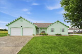 3108 Whistle Road, Harrisonville, MO 64701