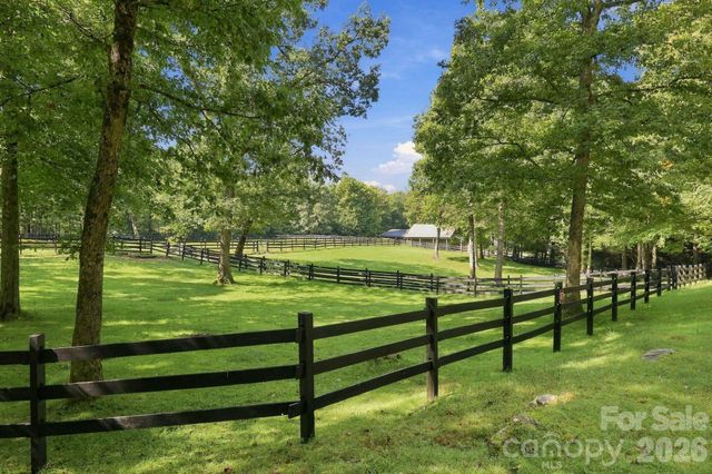 2619 Trays Island Road, Sapphire, NC 28774