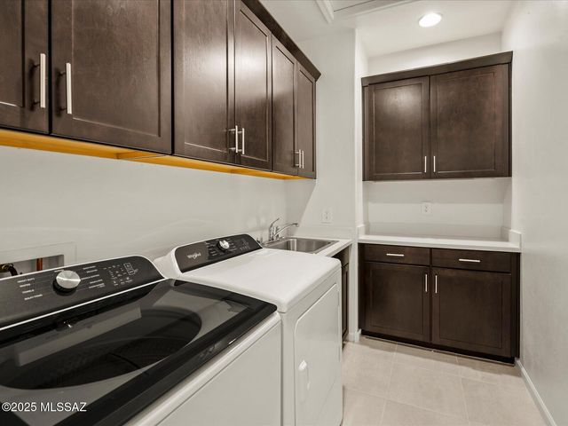 1519 E Cattle Graze Loop, Sahuarita, AZ 85629