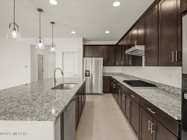 1519 E Cattle Graze Loop, Sahuarita, AZ 85629